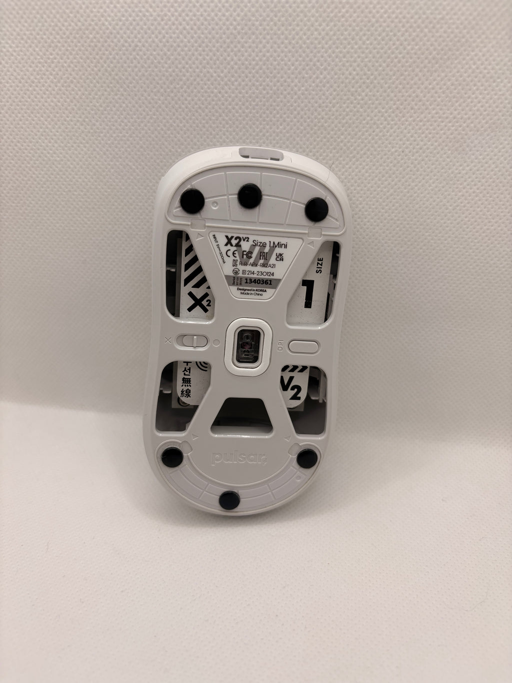 MOUSE SKATES