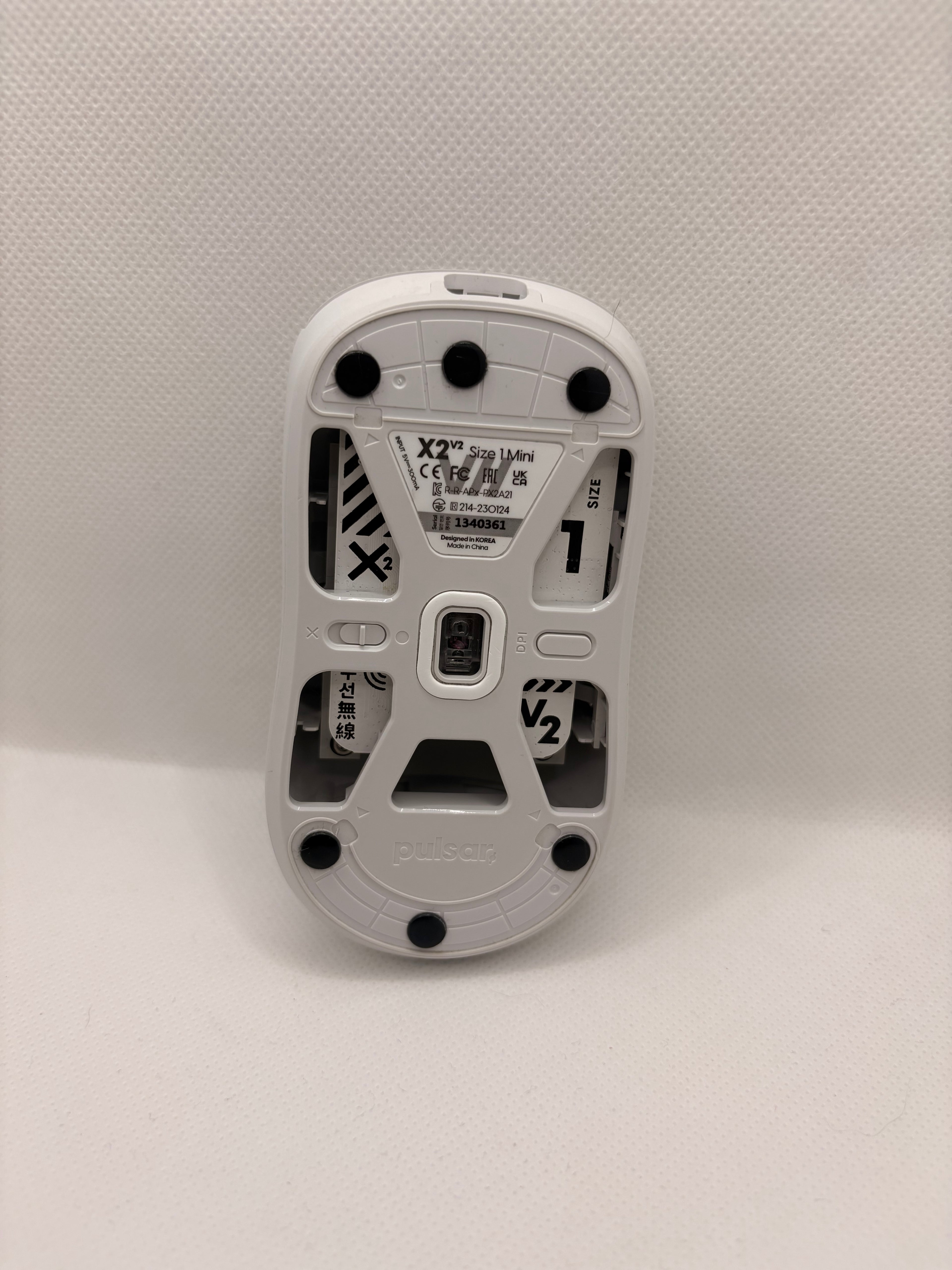 MOUSE SKATES
