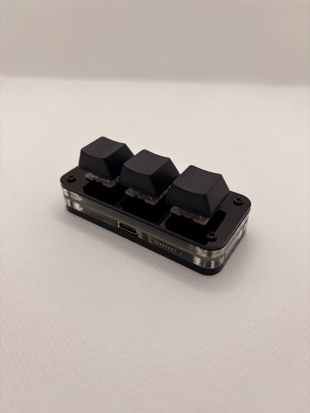 MiniMacro 3 key programmable keyboard