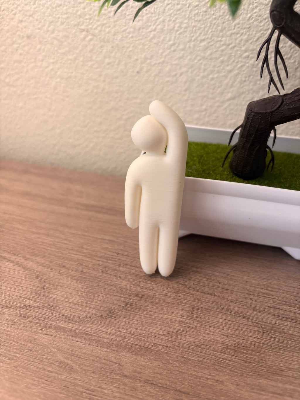 "Lay-Down" Chameleon Mini-Fig